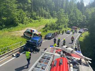 Schwerer Verkehrsunfall am Pyhrnpass 1.jpg