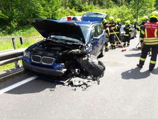Schwerer Verkehrsunfall am Pyhrnpass 107924341_299307997937517_4409417761680909644_n.jpg