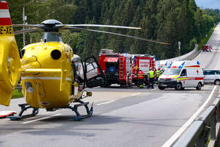 Sieben Verletzte nach Crash auf der Neufeldnerbrücke KASTNER_2020071715219078_007.jpg