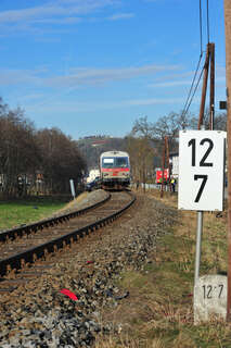 Auto krachte an Bahnübergang in Zug: Autofahrerin (31) tot zugunfall-009.jpg