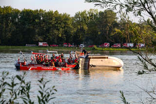 Hausboot auf der Donau gekentert KASTNER_2020072519379275_004.jpg