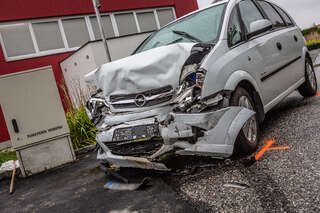 Schwerer Crash auf Ruflinger Straße in Leonding BAYER_AB2_3633-Bearbeitet.jpg