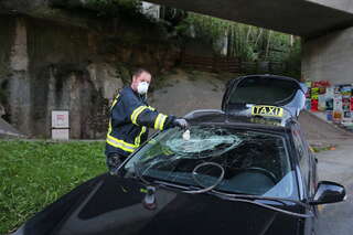 Großes Glück hatte eine Taxilenkerin in Steyr IMG_3979.jpg