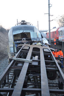 Schweres Zugsunglück in Enns zugunfall-005.jpg