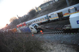 Schweres Zugsunglück in Enns zugunfall-012.jpg