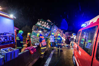 A9 - Unfall mit LKW Autobahn gesperrt BAYER_AB2_3976.jpg