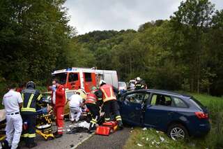 Schwerer Verkehrsunfall im Bezirk Urfahr-Umgebung WYwVSySZt7mD5_GTCoGY7yYUbK1ztr_48977.jpg