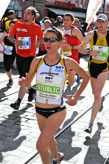 Platz drei für Pröll beim Marathon-Debüt in Linz aber kein Olympia-Limit. linzmarathon-004.jpg