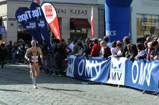 Platz drei für Pröll beim Marathon-Debüt in Linz aber kein Olympia-Limit. linzmarathon-013.jpg