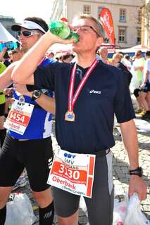Platz drei für Pröll beim Marathon-Debüt in Linz aber kein Olympia-Limit. linzmarathon-048.jpg