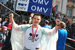 Platz drei für Pröll beim Marathon-Debüt in Linz aber kein Olympia-Limit. linzmarathon-070.jpg