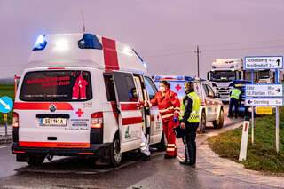 Steyr Land: Unfall auf berüchtigter Kreuzung bei Schiedlberg FOKE-2020111607102313-041.jpeg