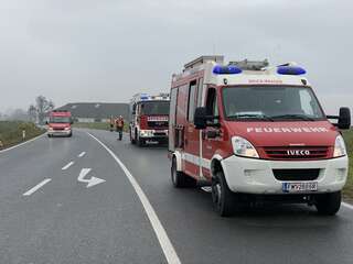 Unfall im Kreuzungsbereich in Peuerbach 1A8557BC-9900-45EC-9790-3ACCA18C6E88.jpeg