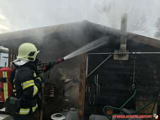 Brand einer Gartenhütte - Bad Leonfelden 5fbba9706a68e.jpeg