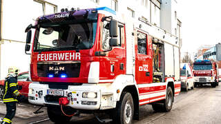 Küchenbrand In Traun: Familie rettete sich mit Sprung aus 2. OG FOKE-2020120314473390-015-Bearbeitet.jpeg
