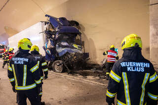Lkw Unfall im Tunnel Klaus FOKE-2020120908173454-122.jpeg