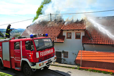 Einfamilienhaus durch Vollbrand zerstört brand-lasberg-007.jpg
