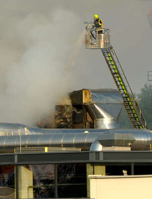 Großbrand bei Rübig in Marchtrenk brand-firma-ruebig-002.jpg