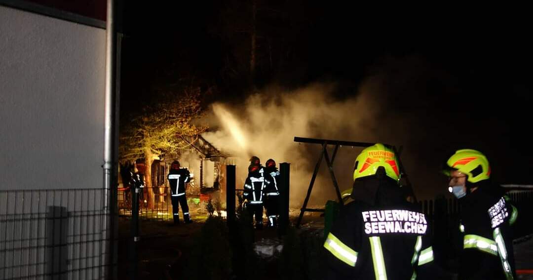 Titelbild: Gartenhütte brannte nieder - Bezirk Vöcklabruck
