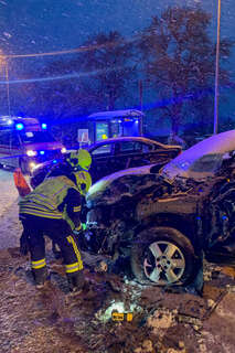 Verkehrsunfall bei winterlichen Bedingungen FOKE-2021021106522-007.jpeg