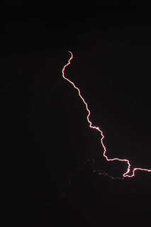 Blitze im oberösterreichischen Znentralraum blitz-003.jpg