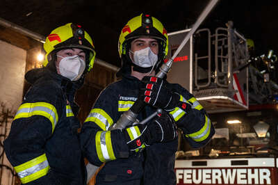 Neun Feuerwehren bei Wohnhausbrand in St. Marien bei Neuhofen im Einsatz LEIBETSEDER-2021040519352-007.jpeg