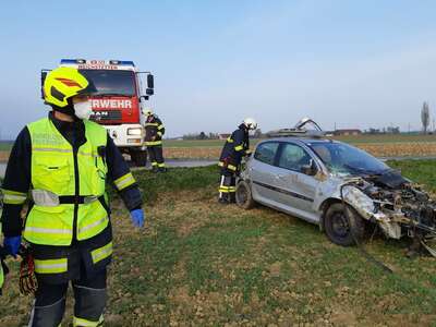 Verkehrsunfall in Schiedlberg 400111900308-30108.jpeg