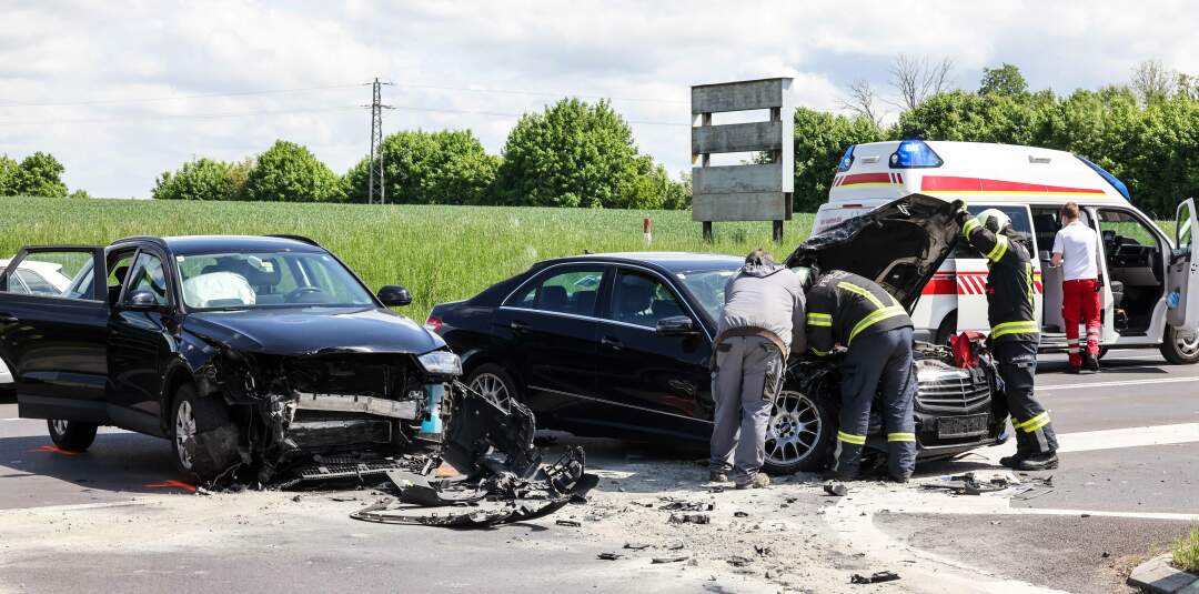 Unfall bei der Autobahnauffahrt Enns Ost