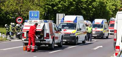 Unfall bei der Autobahnauffahrt Enns Ost 2015-05-15-VU-Enns-Draxler-1-von-8.jpeg