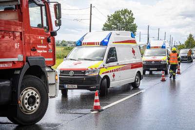 Sechs Verletzte bei Auffahrunfall in Alkoven BAYER-AB3-7574.jpeg