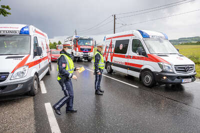 Sechs Verletzte bei Auffahrunfall in Alkoven BAYER-AB3-7592.jpeg