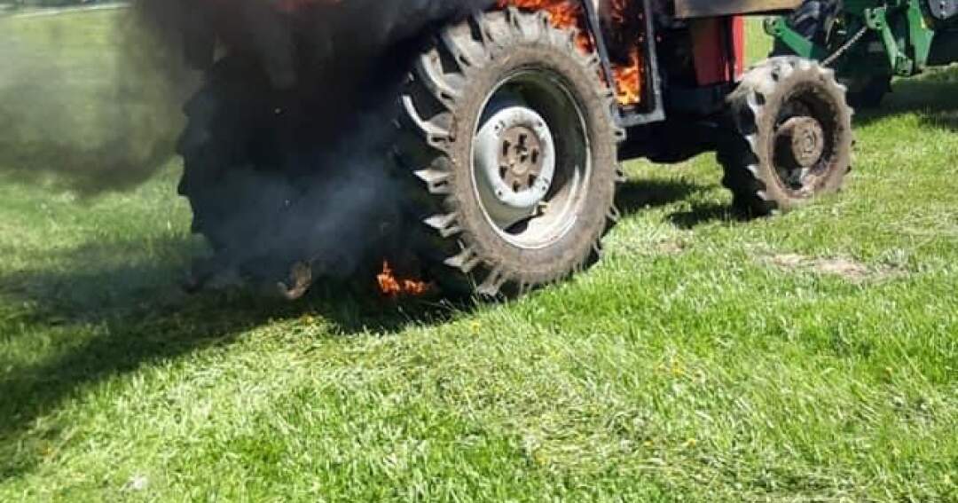 Titelbild: Traktorbrand