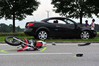 Mit Moped gegen Auto gekracht moped-gegen-pkw__02.jpg