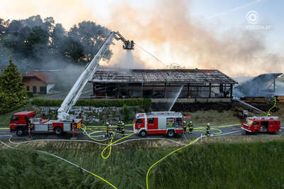 Großbrand bei Holzbaufirma in Waldburg FOKE-2021061620340044-026.jpeg
