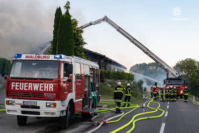 Großbrand bei Holzbaufirma in Waldburg FOKE-2021061620444483-040.jpeg