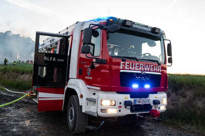 Großbrand bei Holzbaufirma in Waldburg FOKE-2021061621054510-056.jpeg