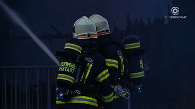 Großbrand bei Holzbaufirma in Waldburg FOKE-2021061621254562-095.jpeg
