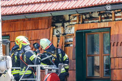 Neun Feuerwehren bei Dachstuhlbrand im Einsatz KASTNER-2021061714052142-027.jpeg
