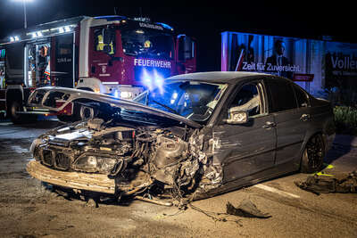 Drei Verletzte bei schwerem Verkehrsunfall in Grieskirchen BAYER-AB3-0237.jpeg