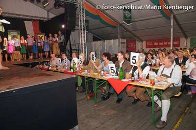 Erfolgreiches Volksfestwochenende in Freistadt volksfest-wahl-trachtenpaerchen_103.jpg