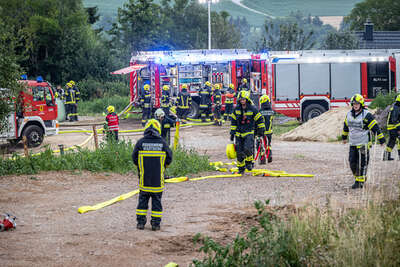 Großbrand auf Bauernhof in Nussbach BAYER-AB2-2841.jpg