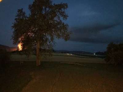 Großbrand auf Bauernhof in Nussbach FFA3EFBD-2AA2-4382-A52D-310ED5367299.jpg