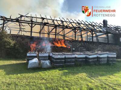 Brand eines Bauernhofs in Gramastetten IMG-3206-Kopie.jpg