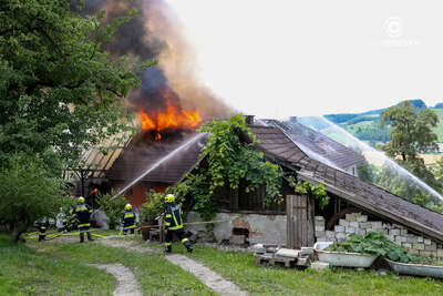 Großbrand auf einem Bauernhof in Garsten foke-2021072414401996-031.jpg