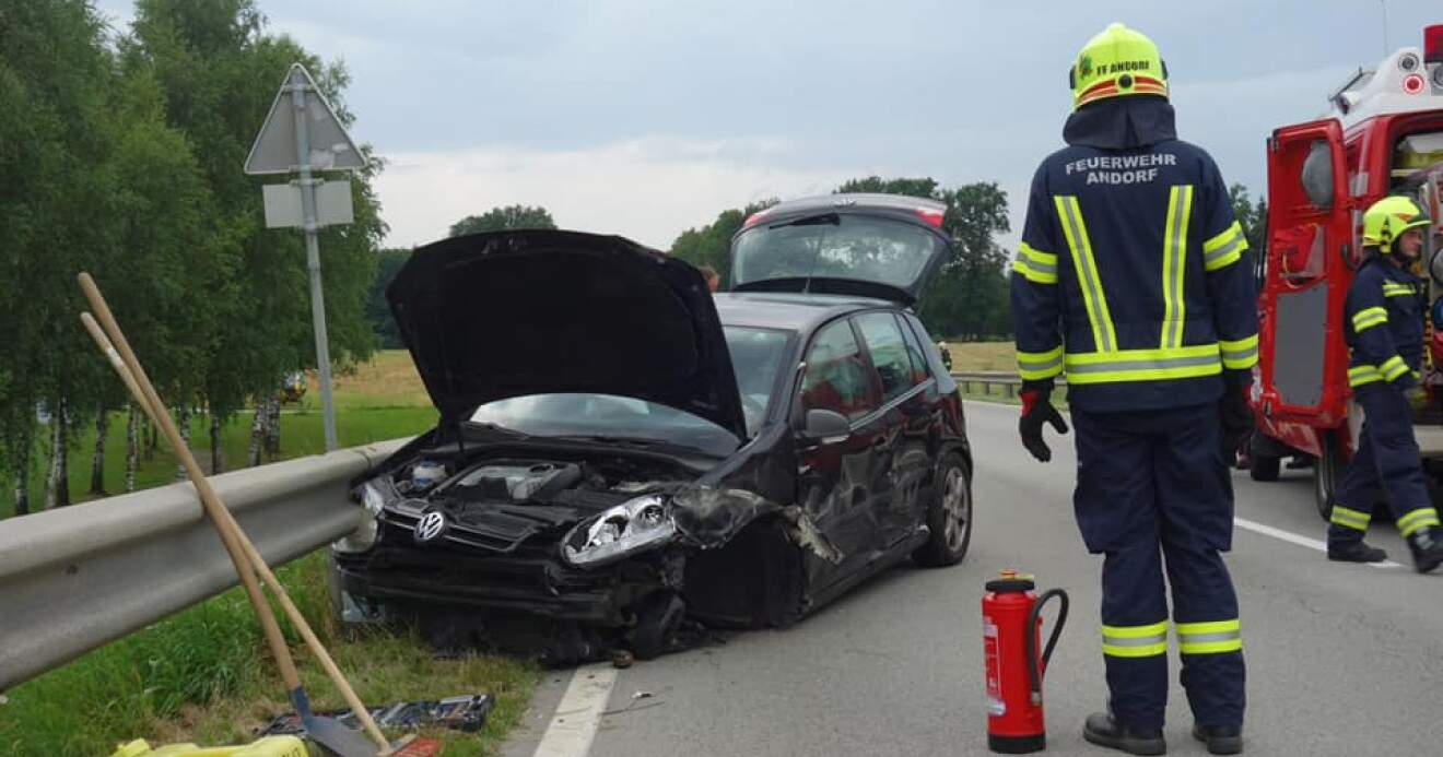 Schwerer Verkehrsunfall B137,