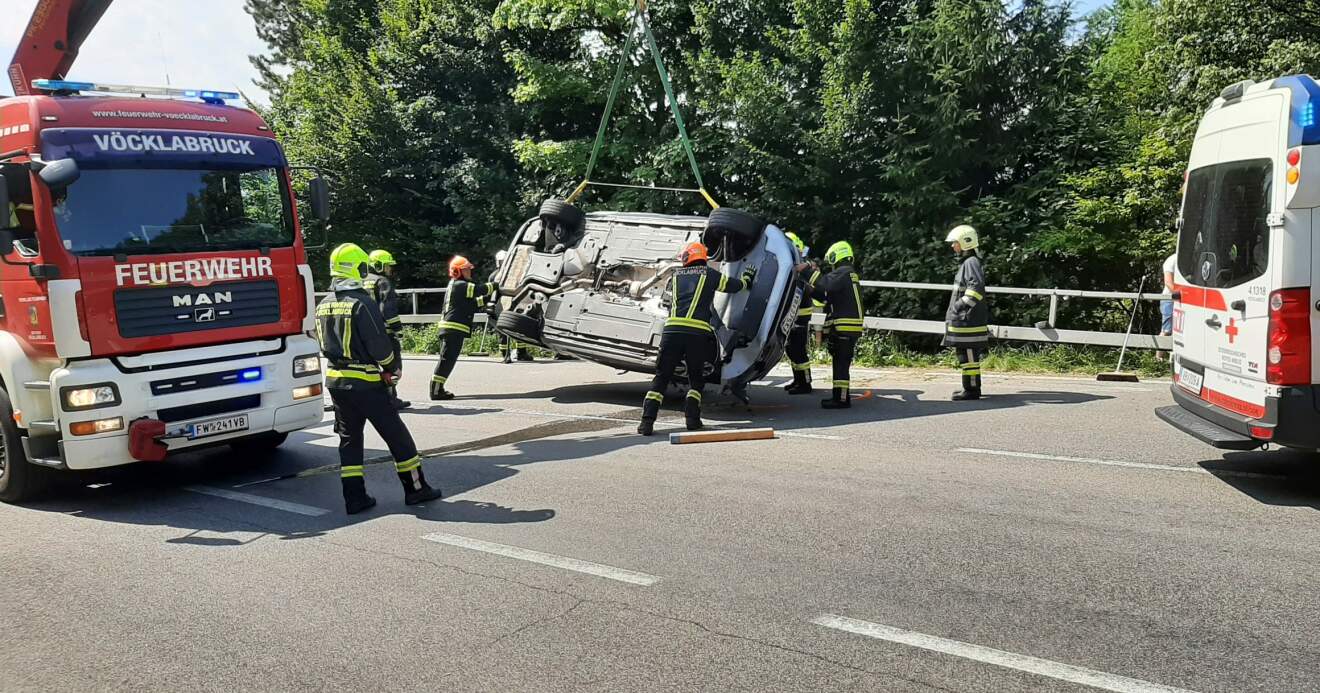 Schwerer Verkehrsunfall B 143