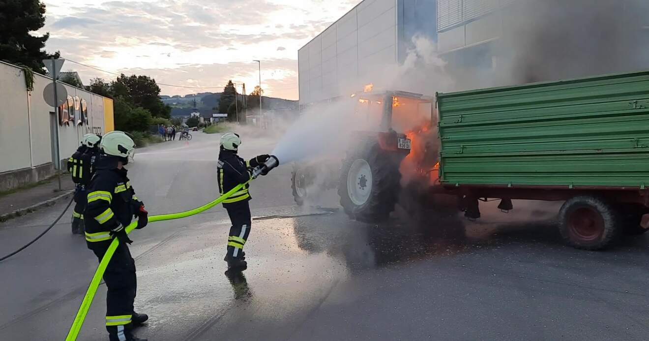 Traktorbrand in Gallneukirchen
