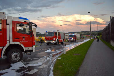Traktorbrand in Gallneukirchen FFG-1075.jpg