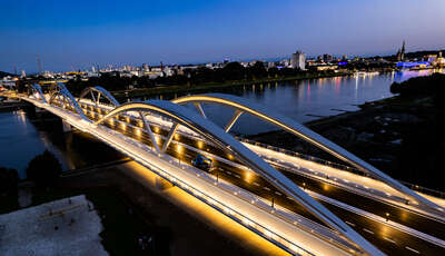Neue Eisenbahnbrücke ist fertig FOKE-2021082520250160-046.jpg