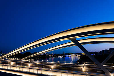 Neue Eisenbahnbrücke ist fertig FOKE-2021082520310164-048.jpg